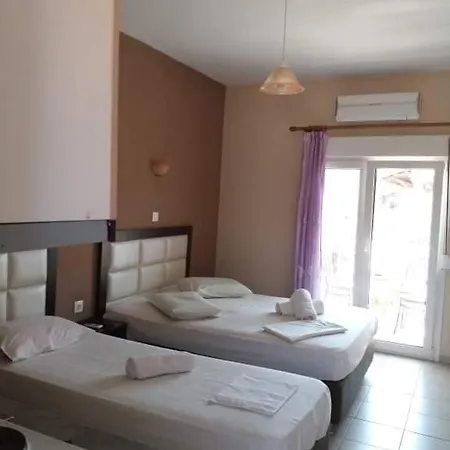 House Filippos * 사르티