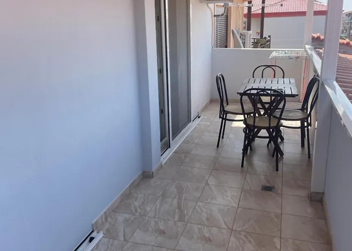 House Filippos * Szárti