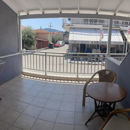 House Filippos Апартаменты Сарти